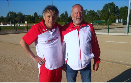 Gérard Jurdic et Yvan Dard qualifiés en Simple