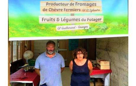 Partenaire du premier jour, en route pour le GAEC DES 3 CANTONS pour consommer frais et local ..........