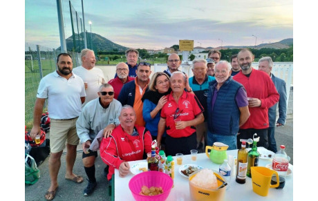 Marcel Gaillard fête ses 77 ans avec les amis des boules 