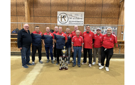 L'équipe du président Yvan Dard remporte le Challenge "Oscar et Lapin"